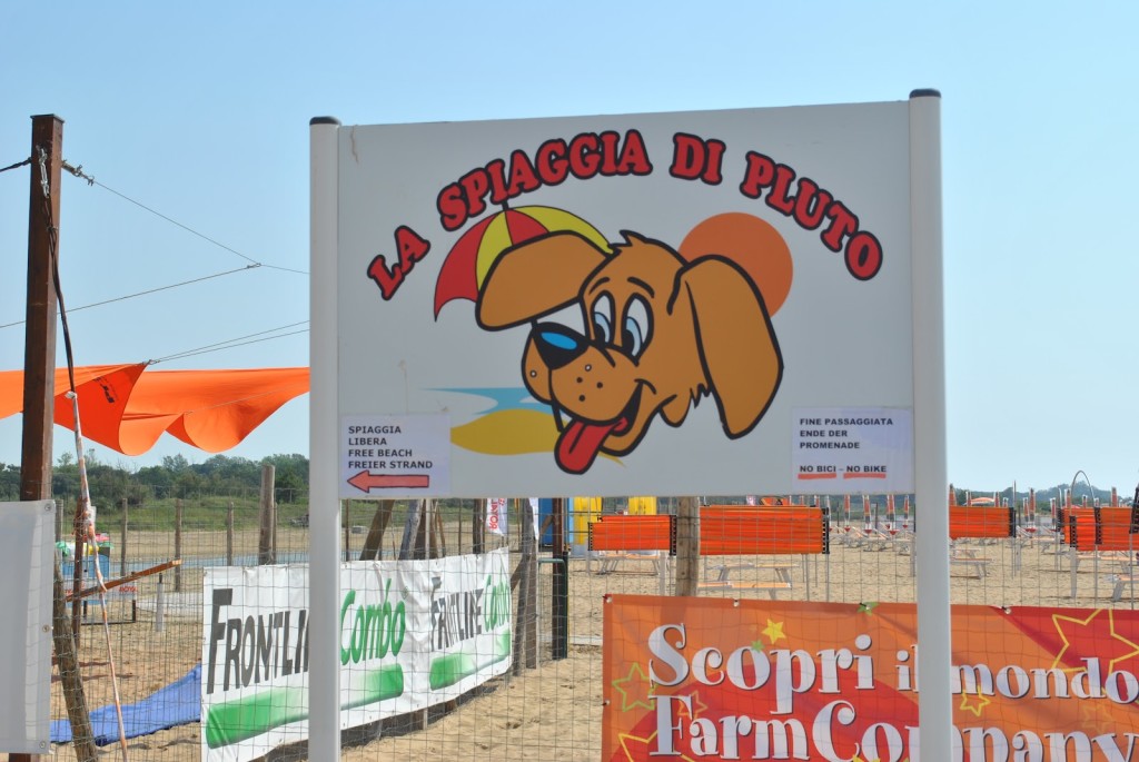 L'ingresso alla Spiaggia di Pluto a Bibione