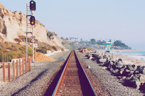 train-on-beach