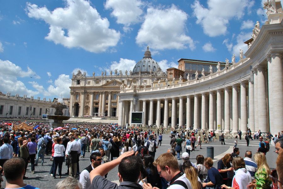 Roma, in una bella giornata di sole e nuvole