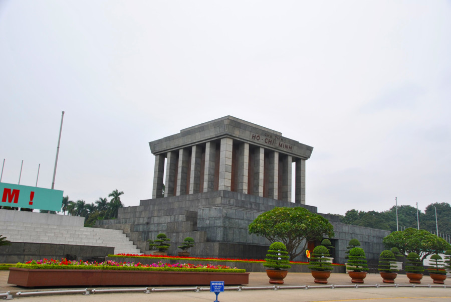 Mausoleo di Ho Chi Minh, Hanoi