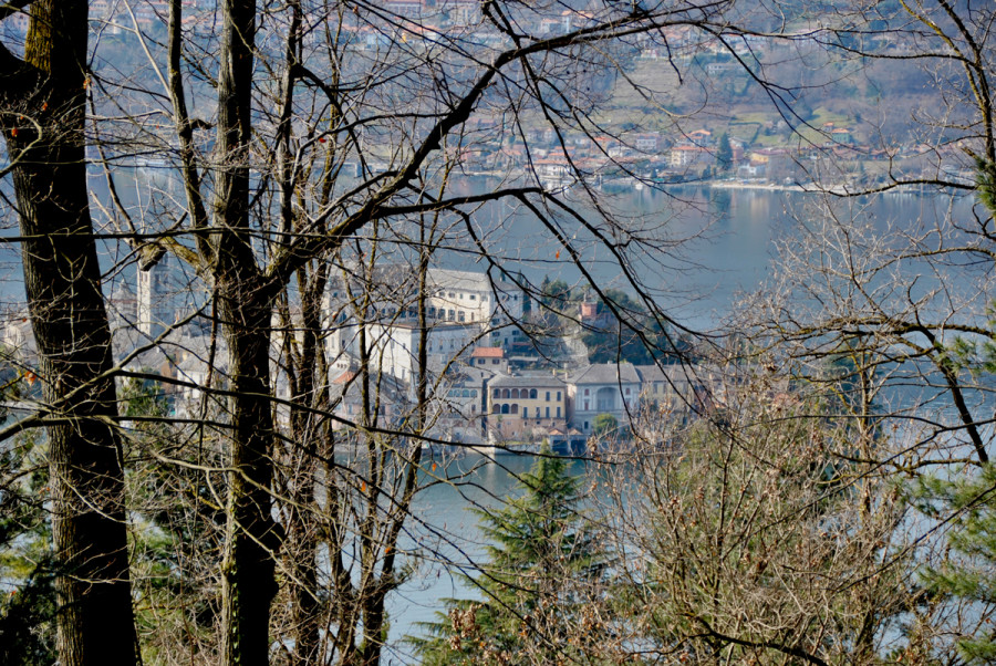 Orta-San-Giulio-da-Sacro-Monte