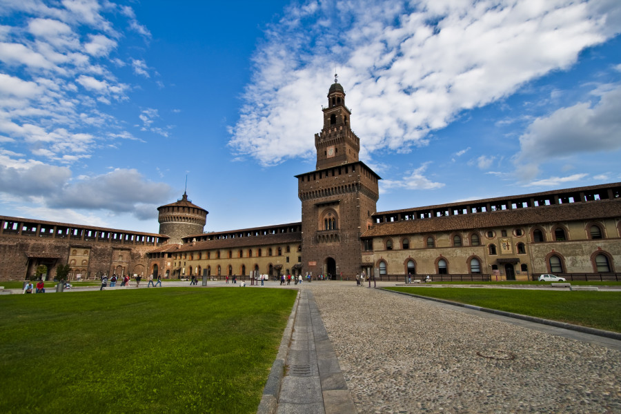 castello sforzesco milano