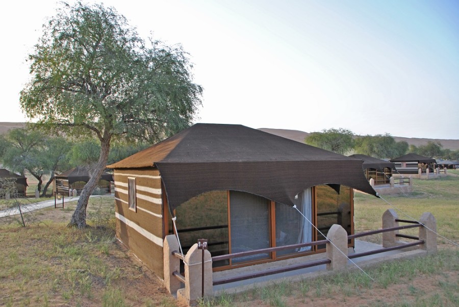 tenda beduina deserto oman