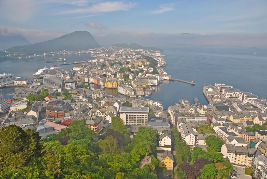 veduta da alesund hurtigruten